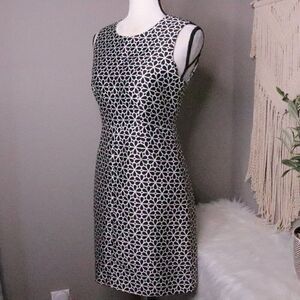 Diane von Furstenberg | Sleeveless‎ Printed Sheath Dress 4